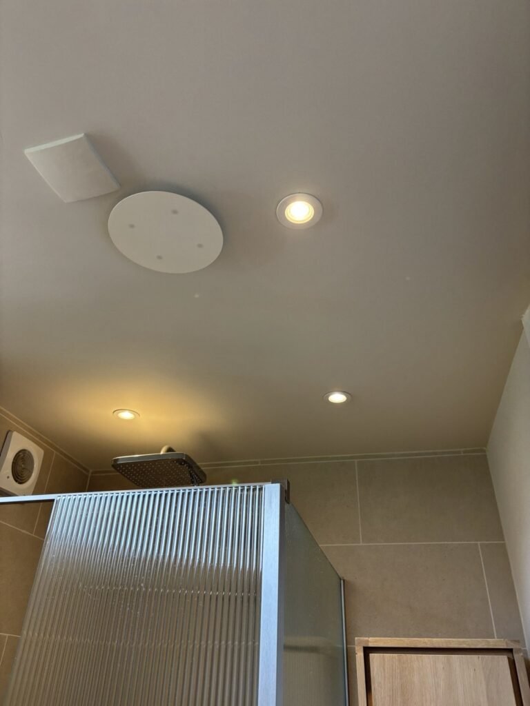 Badkamer & toilet compleet vernieuwd — Bos en Lommer