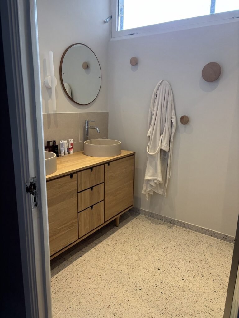 Badkamer & toilet compleet vernieuwd — Bos en Lommer
